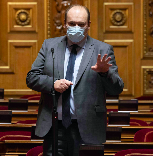 Exigences climatiques et moyens alloués aux agriculteurs