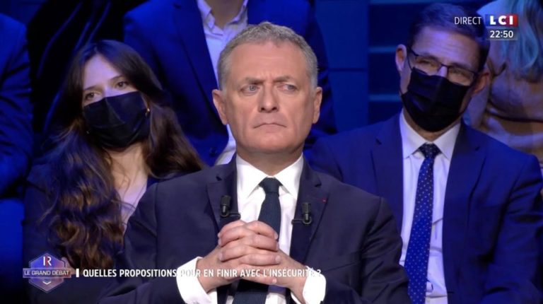 #JeVoteBertrand
Je veux changer la Constitution pour protéger ceux qui nous pro… #JeVoteBertrand
Je veux changer la Constitution pour protéger ceux qui nous pro…