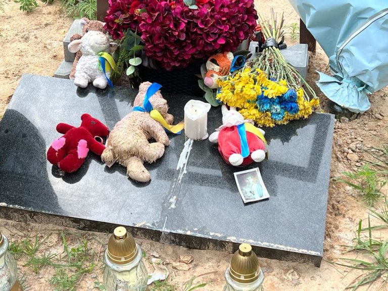 Les crimes gratuits à l’encontre des civils,enfants parfois,ne peuvent pas rest… Les crimes gratuits à l’encontre des civils,enfants parfois,ne peuvent pas rest…